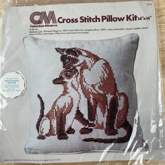 NEW Siamese Cats Stamped Linen Cross Stitch Pillow Kit Columbia Minerva 6734 Vtg - Picture 1 of 2